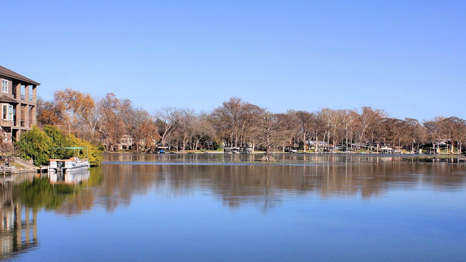 McQueeney, TX